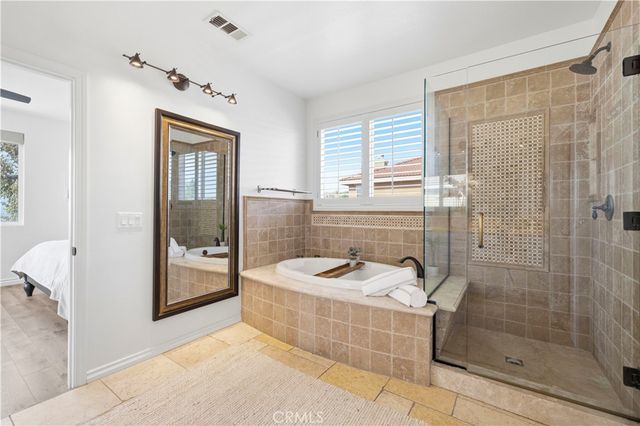 29207 Avenida Avila, Valencia, CA 91354