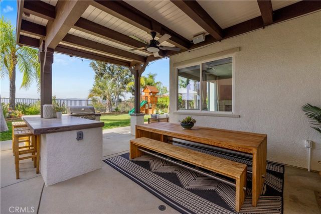 29207 Avenida Avila, Valencia, CA 91354