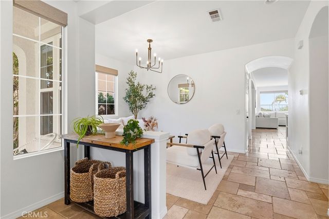 29207 Avenida Avila, Valencia, CA 91354