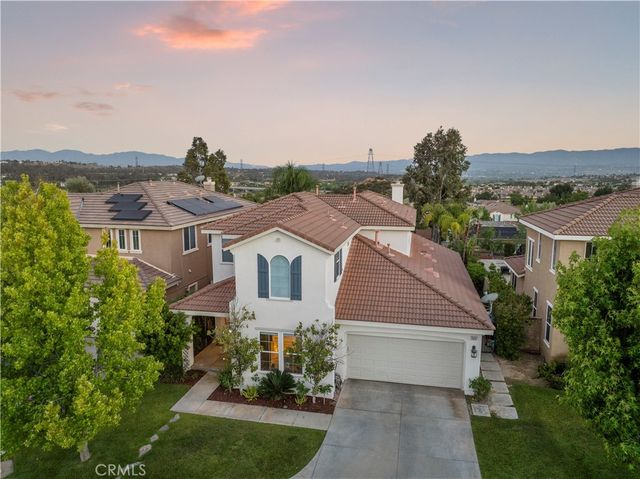 29207 Avenida Avila, Valencia, CA 91354