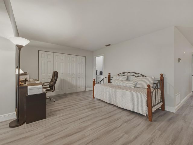 5800 W Fernley Dr W W 9, Greenacres, FL 33415