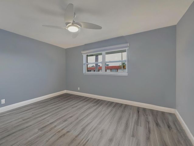 5800 W Fernley Dr W W 9, Greenacres, FL 33415