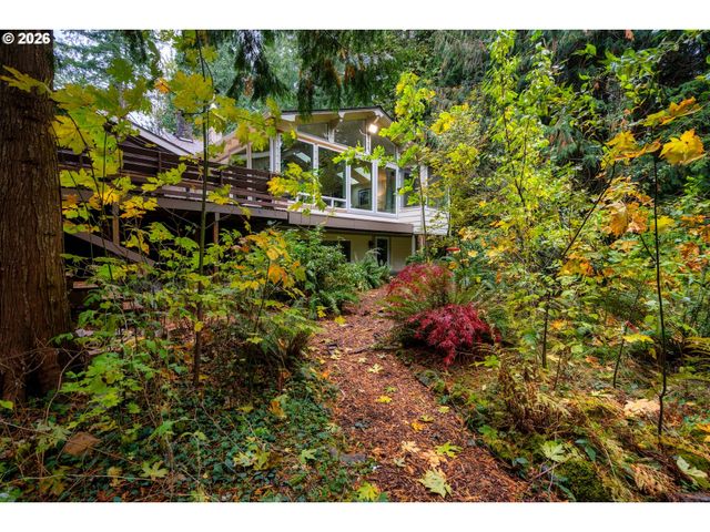 69437 E VINE MAPLE Dr, Rhododendron, OR 97049