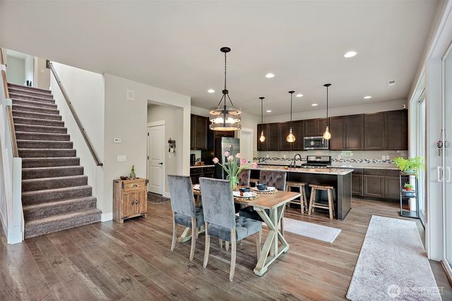 18581 Alpita Court NE, Poulsbo, WA 98370