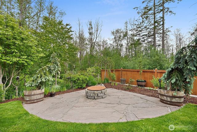 18581 Alpita Court NE, Poulsbo, WA 98370