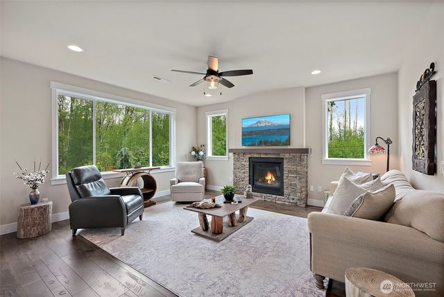 18581 Alpita Court NE, Poulsbo, WA 98370