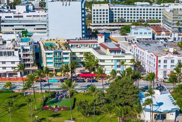 530 Ocean Drive, Miami Beach, FL 33139