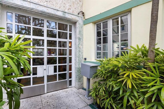 530 Ocean Drive, Miami Beach, FL 33139