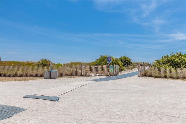 530 Ocean Drive, Miami Beach, FL 33139