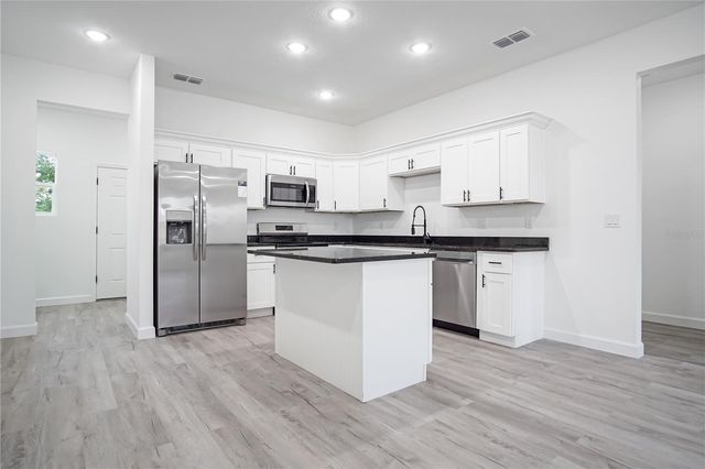 304 PEARL STREET, Haines City, FL 33844