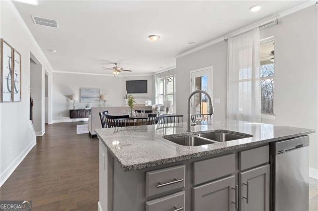 545 Paces Drive, Lithia Springs, GA 30122