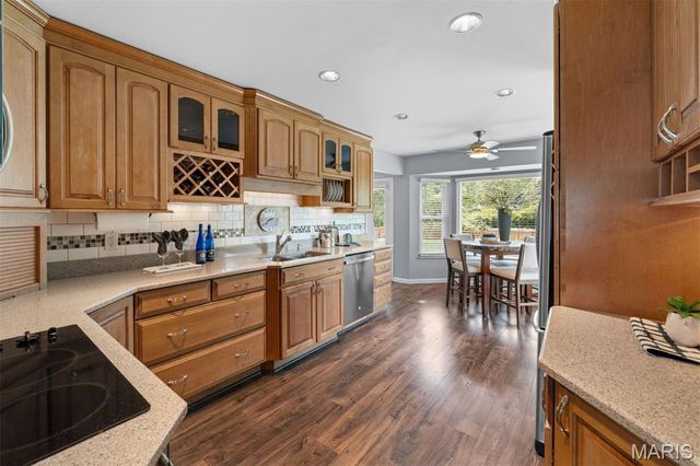 1315 Weidmann Estates Court, Ballwin, MO 63011