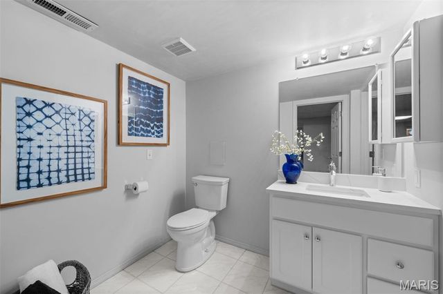 1315 Weidmann Estates Court, Ballwin, MO 63011