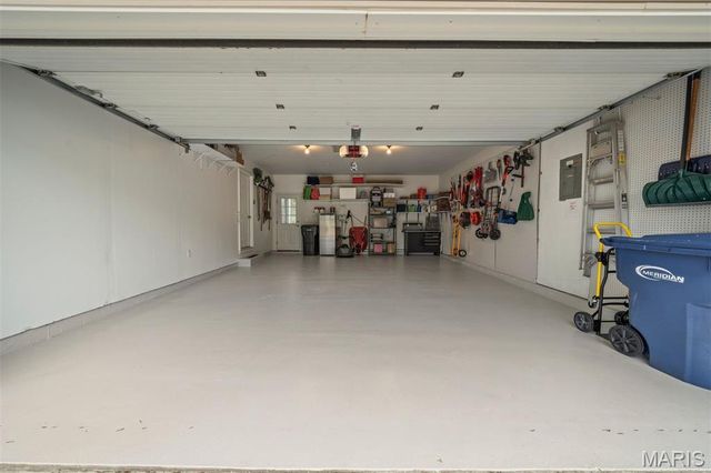 1315 Weidmann Estates Court, Ballwin, MO 63011
