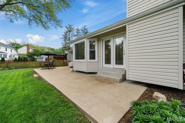 1315 Weidmann Estates Court, Ballwin, MO 63011