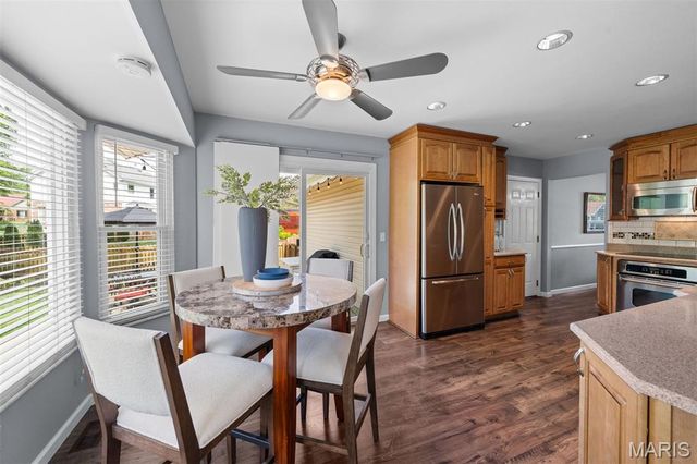 1315 Weidmann Estates Court, Ballwin, MO 63011