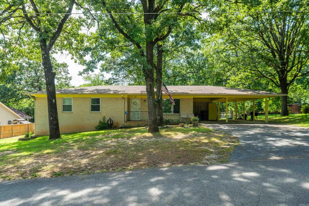 103 Easy Terrace, Hot Springs, AR 71913