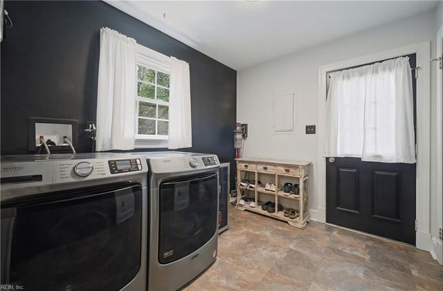 114 Haradd LN, Williamsburg, VA 23188