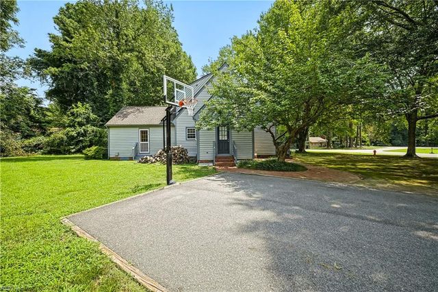 114 Haradd LN, Williamsburg, VA 23188