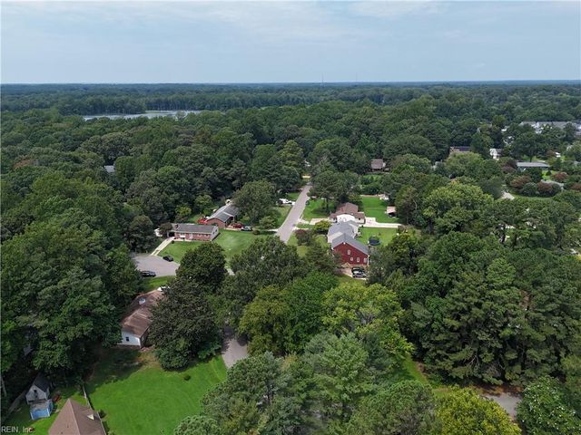 114 Haradd LN, Williamsburg, VA 23188