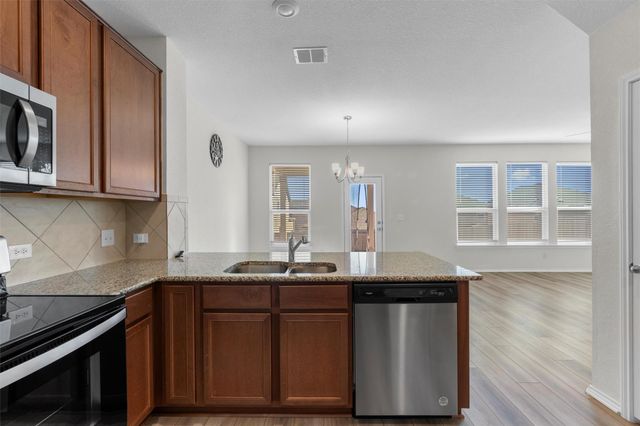 7705 Song Sparrow DR, Austin, TX 78744