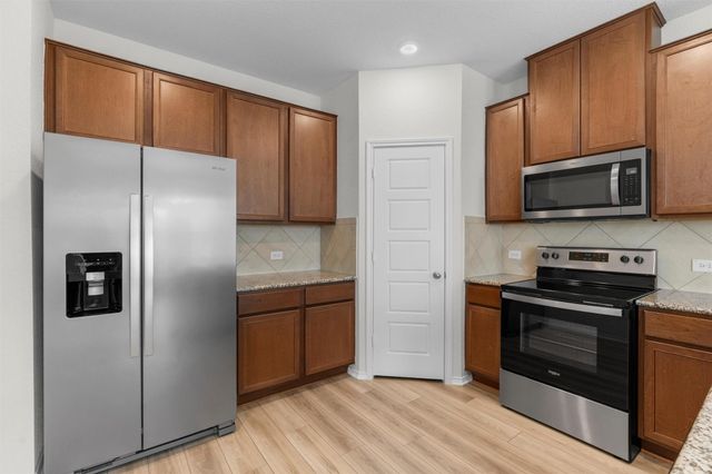 7705 Song Sparrow DR, Austin, TX 78744