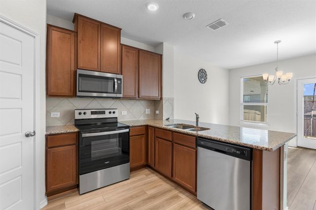 7705 Song Sparrow DR, Austin, TX 78744