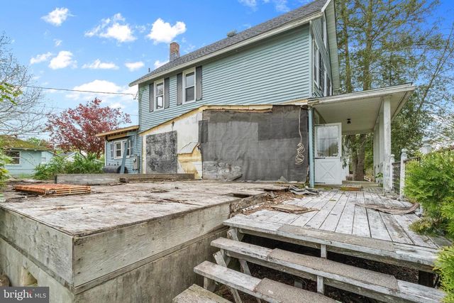 240 NEW YORK AVE, Egg Harbor City, NJ 08215