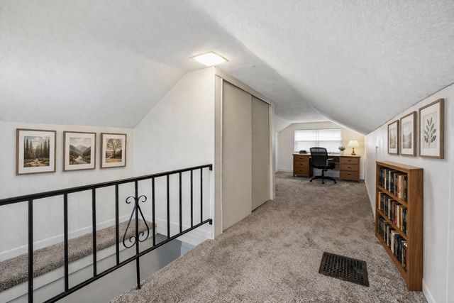 3311 Pleasant Street, Des Moines, IA 50312