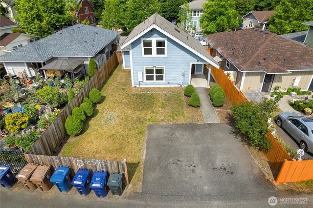 4127 E T Street, Tacoma, WA 98404