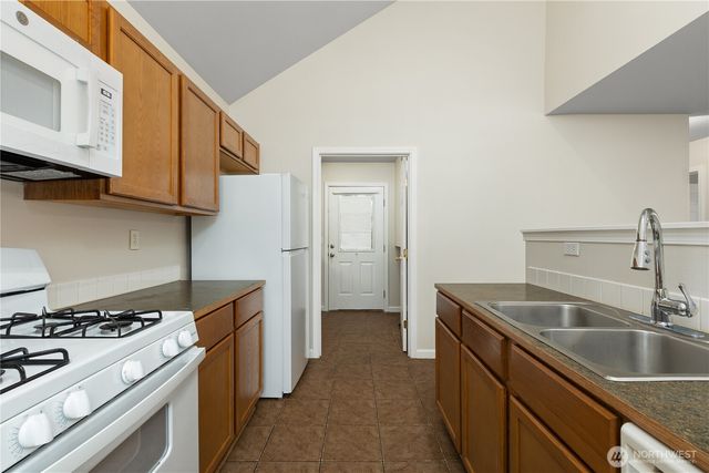 4127 E T Street, Tacoma, WA 98404