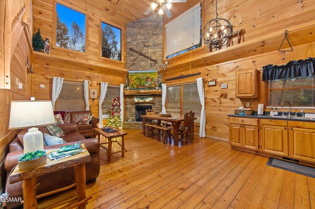 1825 Cherry View Lane, Sevierville, TN 37876