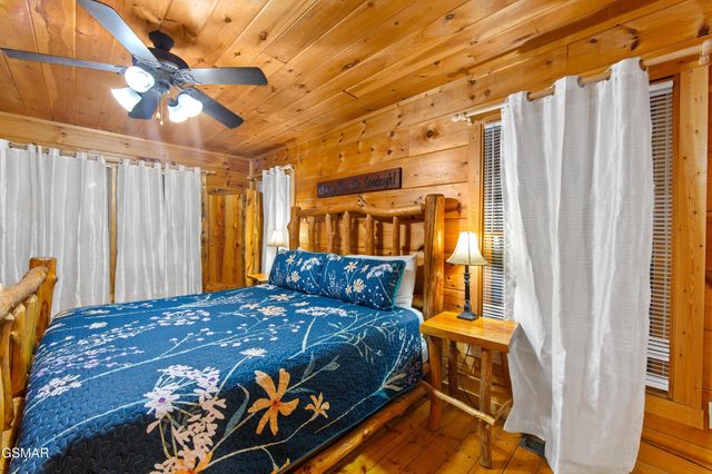 1825 Cherry View Lane, Sevierville, TN 37876
