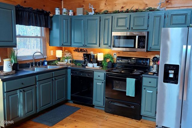 1825 Cherry View Lane, Sevierville, TN 37876