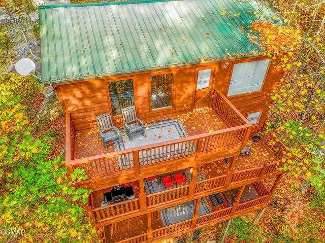 1825 Cherry View Lane, Sevierville, TN 37876