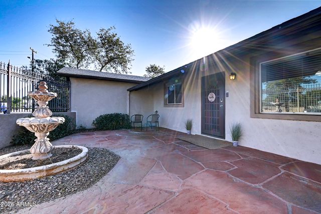 1027 W 19TH Street, Tempe, AZ 85281