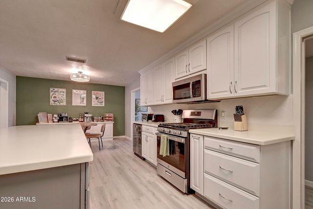 1027 W 19TH Street, Tempe, AZ 85281