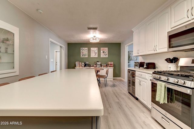 1027 W 19TH Street, Tempe, AZ 85281