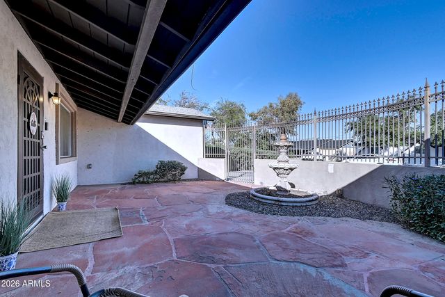 1027 W 19TH Street, Tempe, AZ 85281