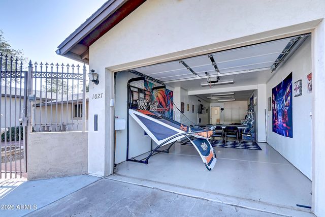1027 W 19TH Street, Tempe, AZ 85281
