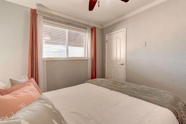 1027 W 19TH Street, Tempe, AZ 85281