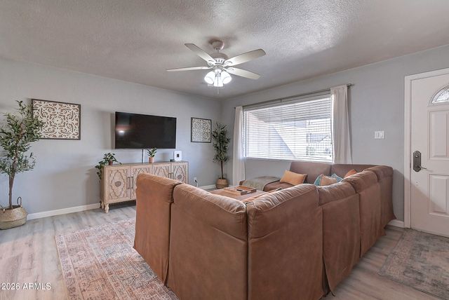 1027 W 19TH Street, Tempe, AZ 85281