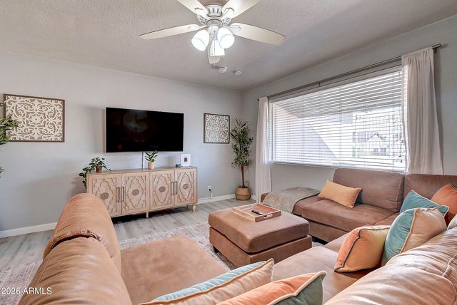 1027 W 19TH Street, Tempe, AZ 85281