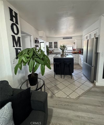 11968 Bornite, Hesperia, CA 92345