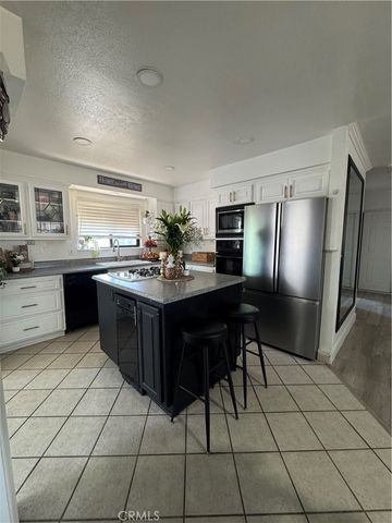 11968 Bornite, Hesperia, CA 92345