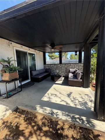 11968 Bornite, Hesperia, CA 92345