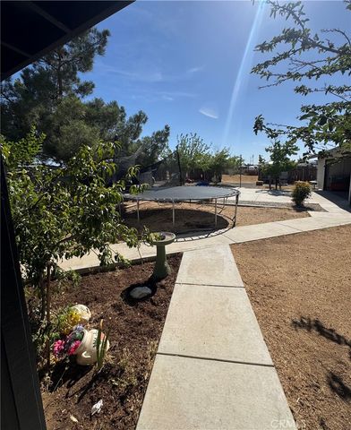 11968 Bornite, Hesperia, CA 92345