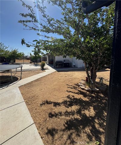 11968 Bornite, Hesperia, CA 92345