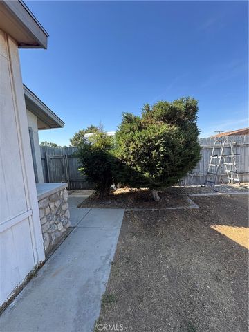 11968 Bornite, Hesperia, CA 92345