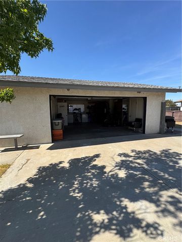 11968 Bornite, Hesperia, CA 92345